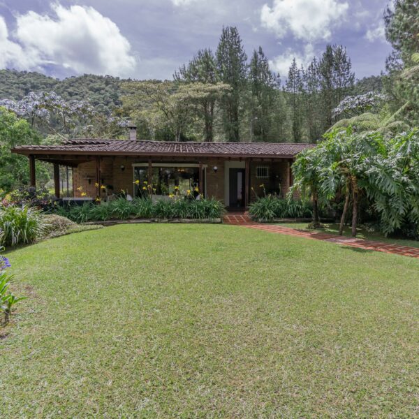 LA CEJA 280m2